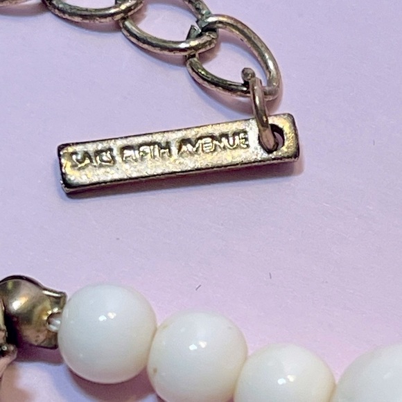 Saks Fifth Avenue Elegant Cream Beaded Chunky Statement Necklace - Picture 6 of 7